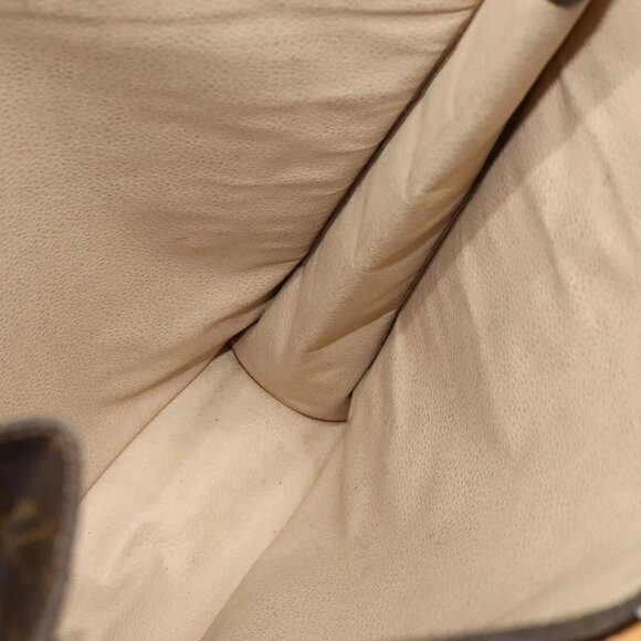 LOUIS VUITTON Monogram Sac Plat Hand Bag - Picture 14 of 16